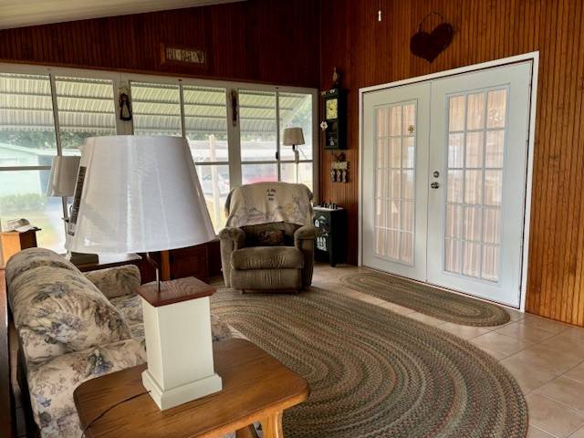 422 Gulf Stream Drive a Lake Alfred, FL Mobile or Manufactured Home for Sale